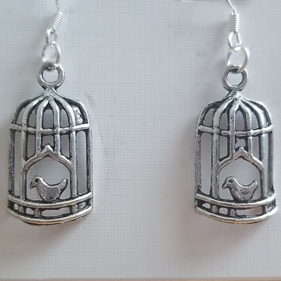 Cute! Bird in birdcage earrings! - Picture 3 of 3